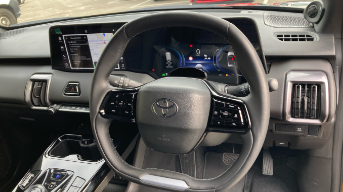 Toyota Urbancruiser 128kW Excel 61kWh 5dr Auto Electric Estate - Image 8